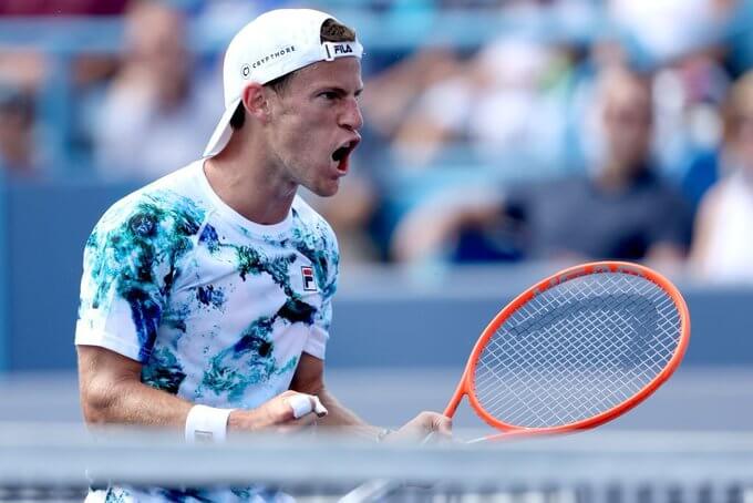Schwartzman remonta y sigue en Cincinnati