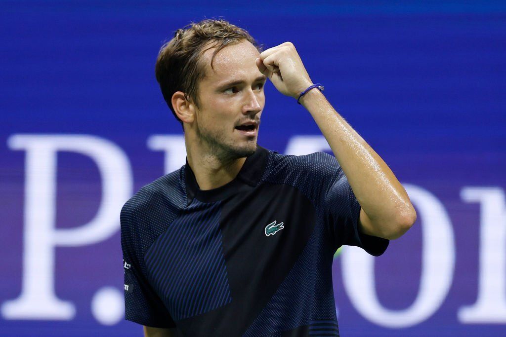 Medvedev sigue avanzando firme en el US Open