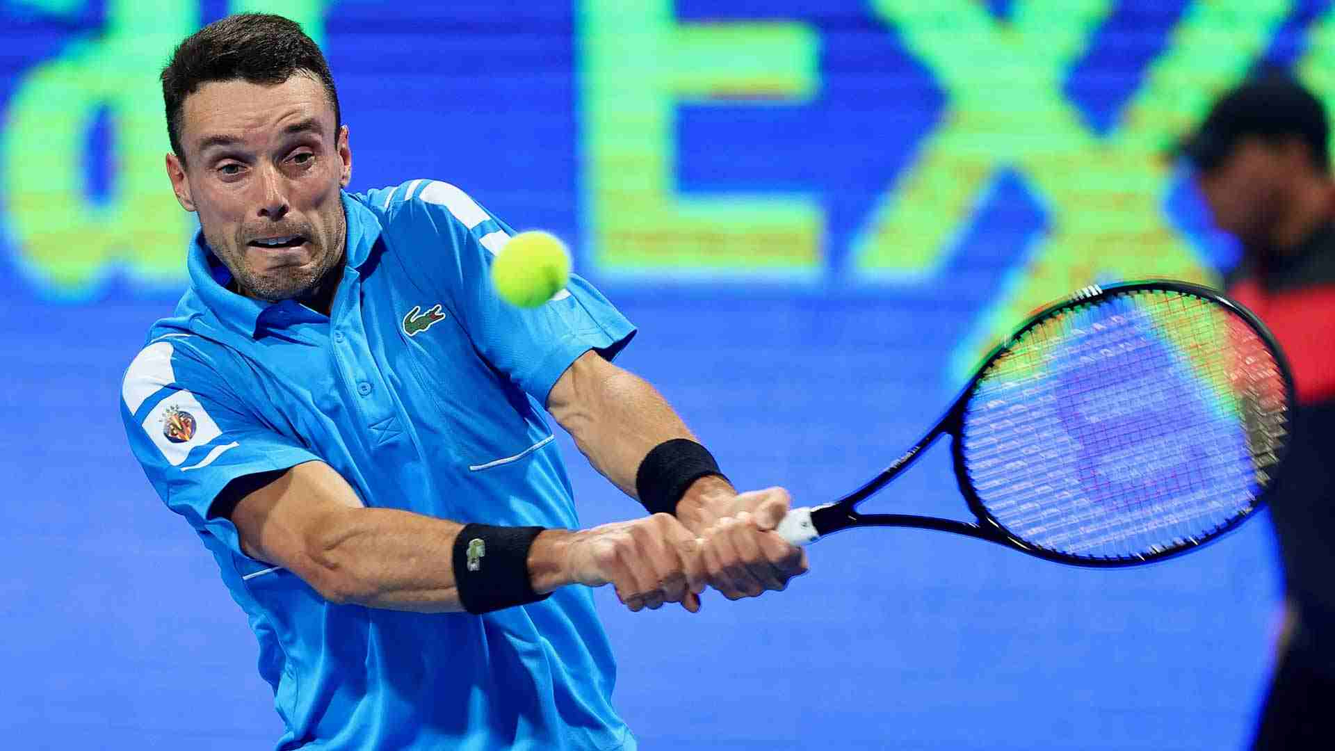 bautista mcdonald atp napolés