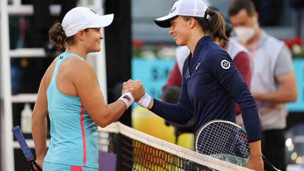 Swiatek jugar contra barty
