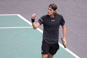 Tsitsipas Chispa Vuelto Felíz