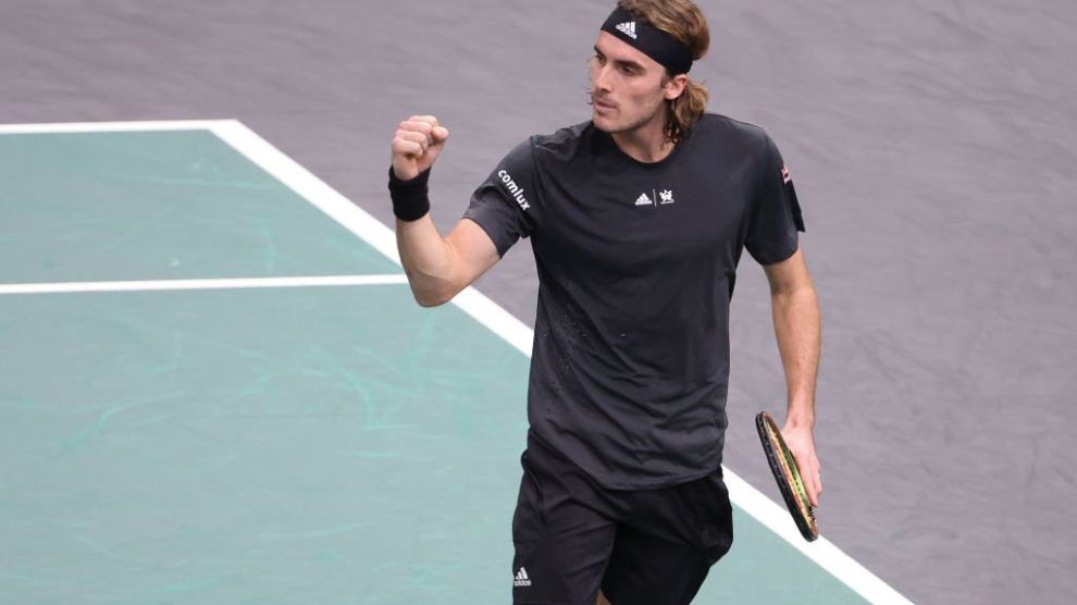 Tsitsipas Chispa Vuelto Felíz