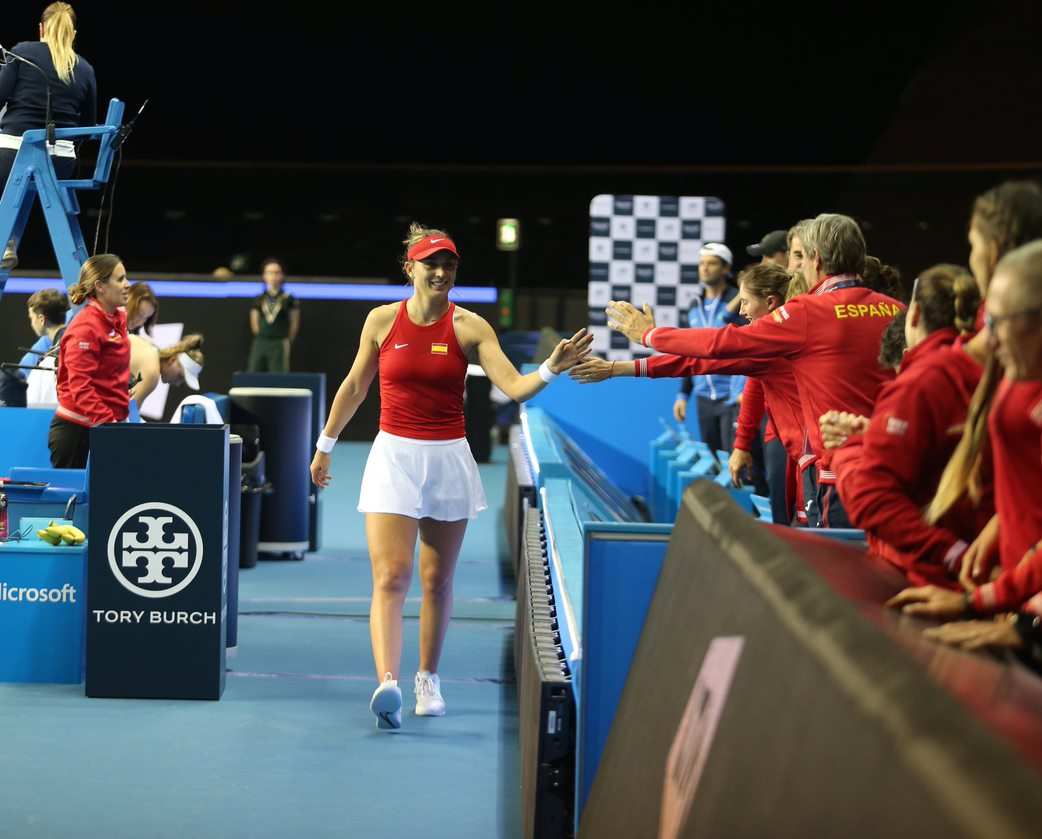 España feliz tras superar con pleno a Kazajistán