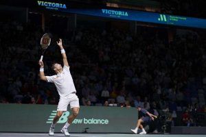 Bautista diferencias partido servicio