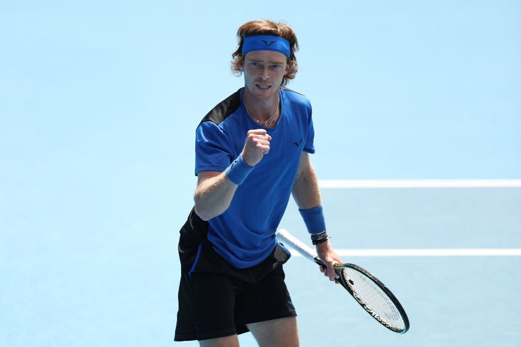 Rublev se lleva un trabajado triunfo en  Australia