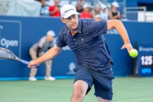 tenistas estados unidos más trofeos atp