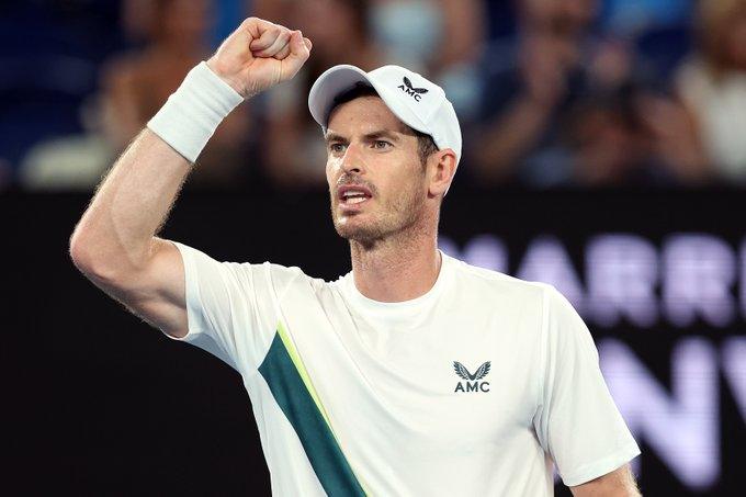 Murray da la sorpresa ante Berrettini en Australia