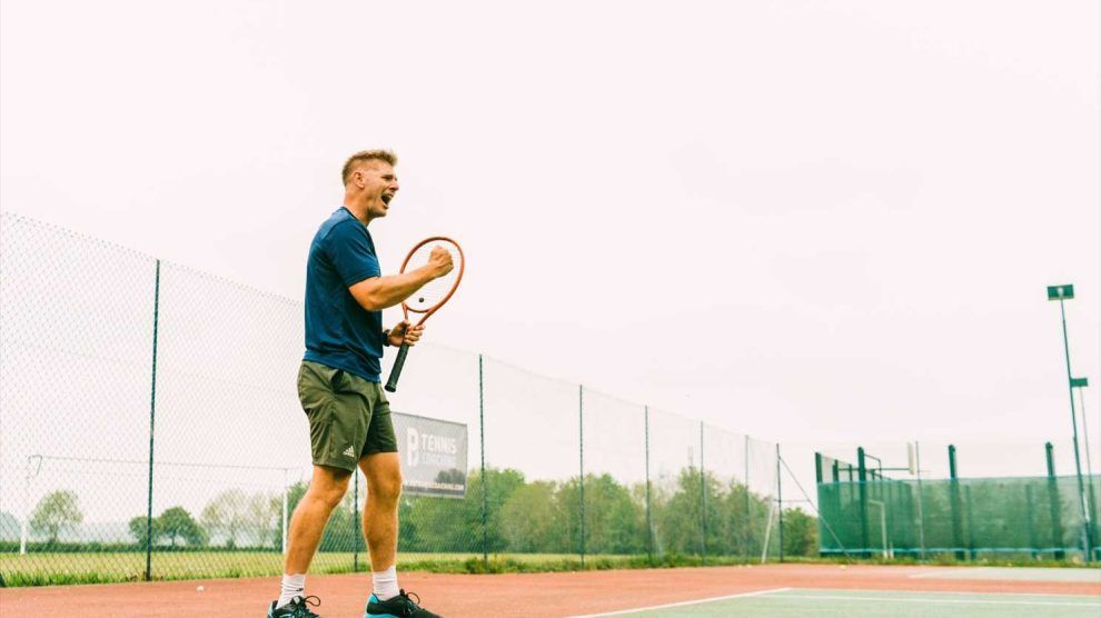 El equipamiento necesario para poder jugar al tenis - equipamiento necesario jugar tenis
