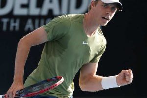 televisión horario atp adelaida djokovic shapovalov