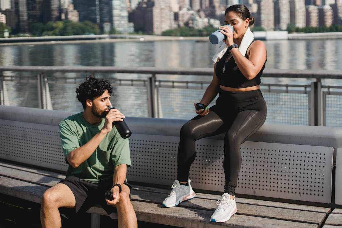 ¿Por qué es importante tomar una bebida isotónica a la hora de hacer ejercicio?