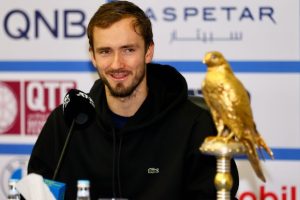 medvedev ganar título debut