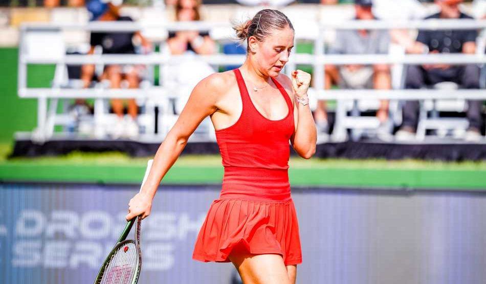 Kostyuk Collins WTA Austin