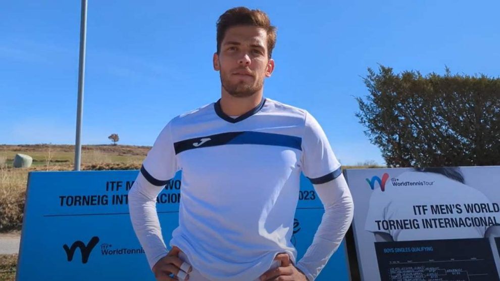 Sánchez Izquierdo ayuda Carbonell