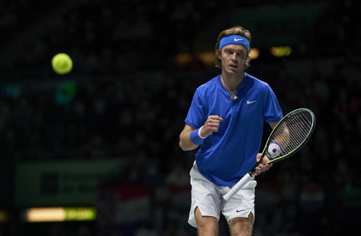 Rublev sigue con firmeza en Miami