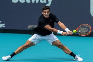 televisión horario atp miami garín tsitsipas