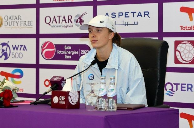 swiatek ambiente tenso vestuario