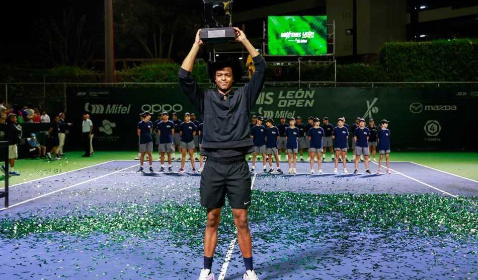 Perricard Ficovich Challenger León