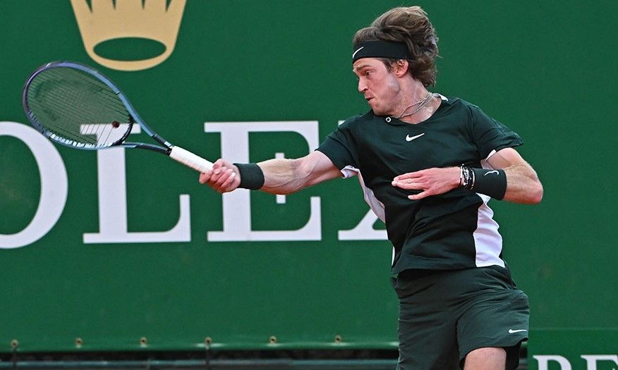 Rublev se lleva el duelo entre rusos en octavos de Montecarlo