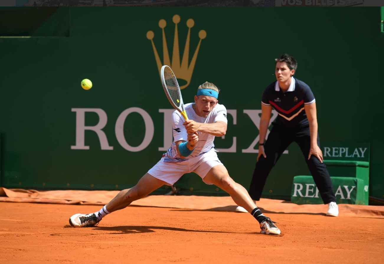 Davidovich no tiene su día y cae en las garras de Khachanov