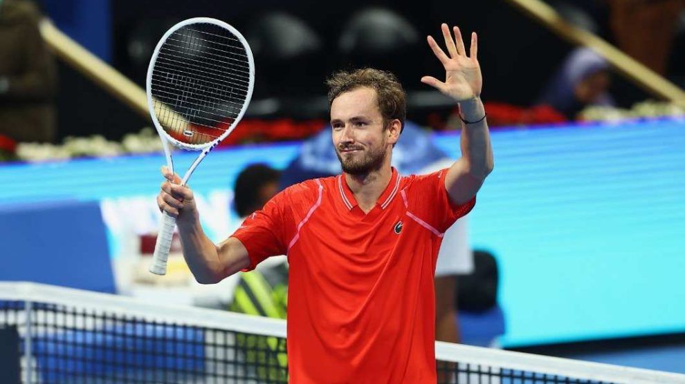 televisión horario atp miami sinner medvedev