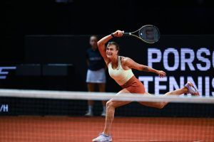 sabalenka krejcikova wta stuttgart