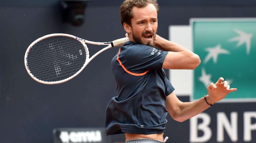 televisión horario atp roma medvedev tsitsipas