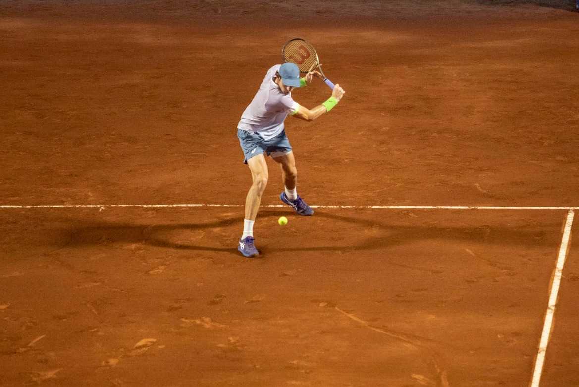 Jarry empieza con determinación en Roland Garros