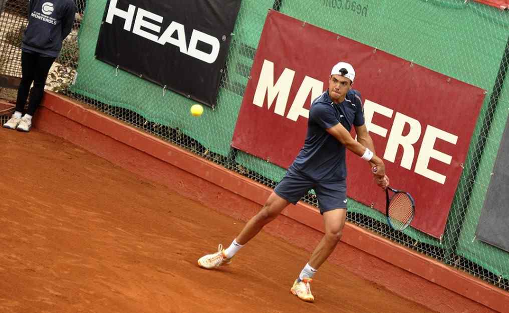 Alex Martí Pujolras supera la previa en Montechiarugolo