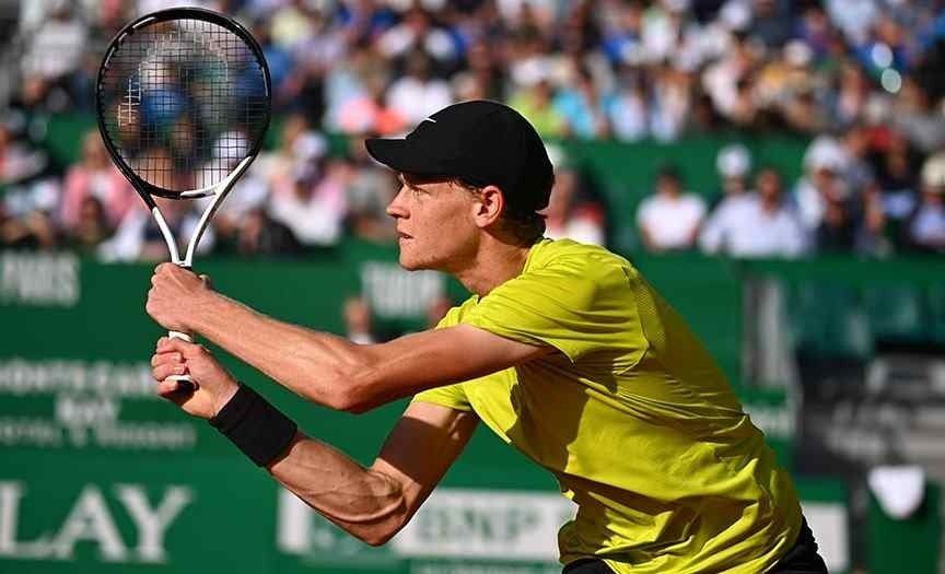 Sinner vuelve con contundencia a Halys