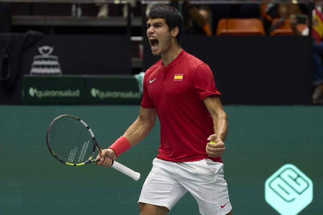Alcaraz sueña con los cuartos de Wimbledon