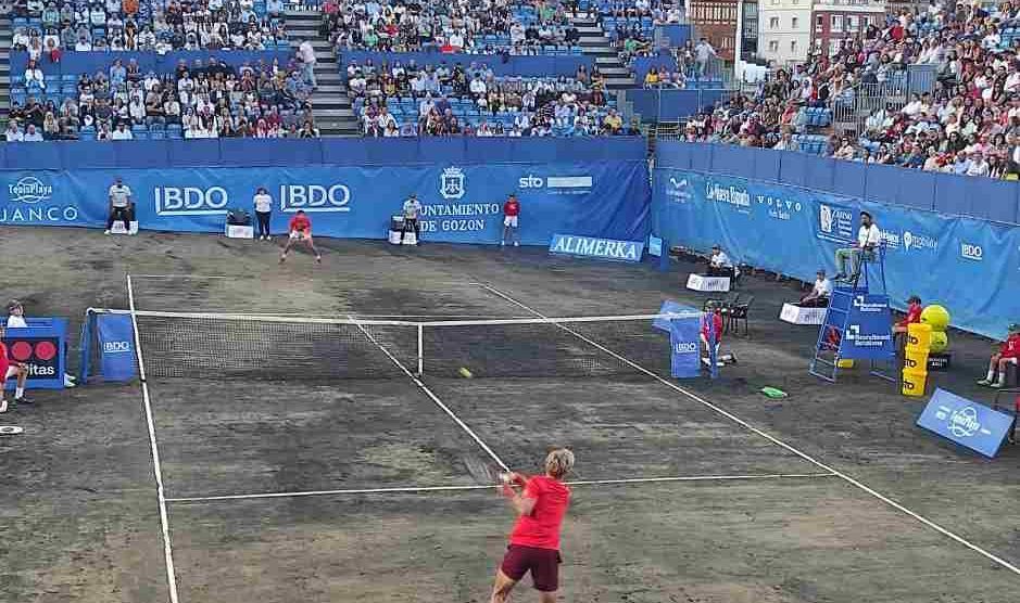 Zapata Butvilas Tenis Playa Luanco