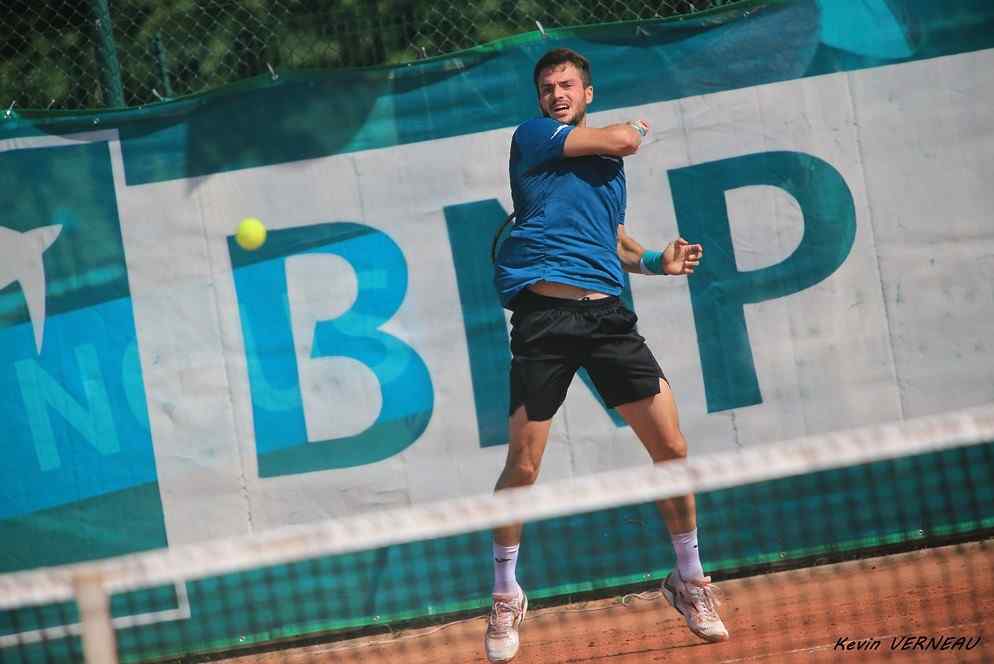 Martínez cae tras la remontada de Kovalik en Braunschweig