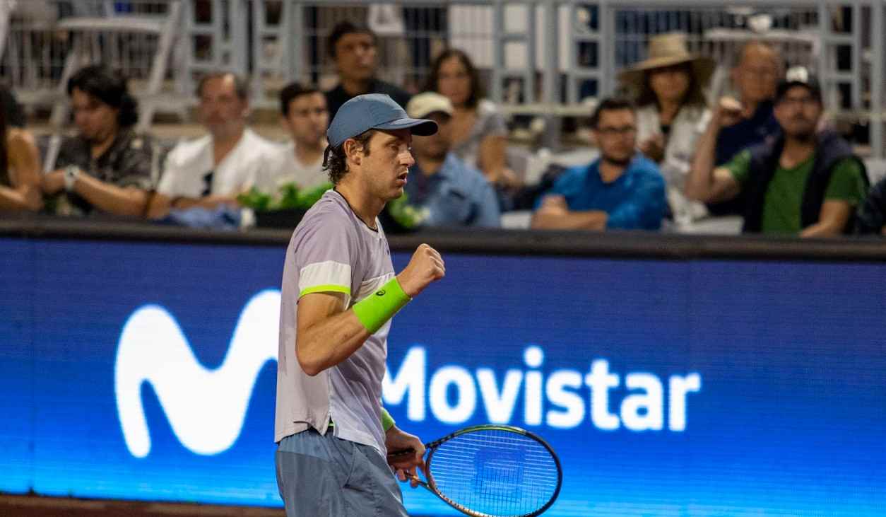 Nico Jarry es muy dominador ante Cecchinato