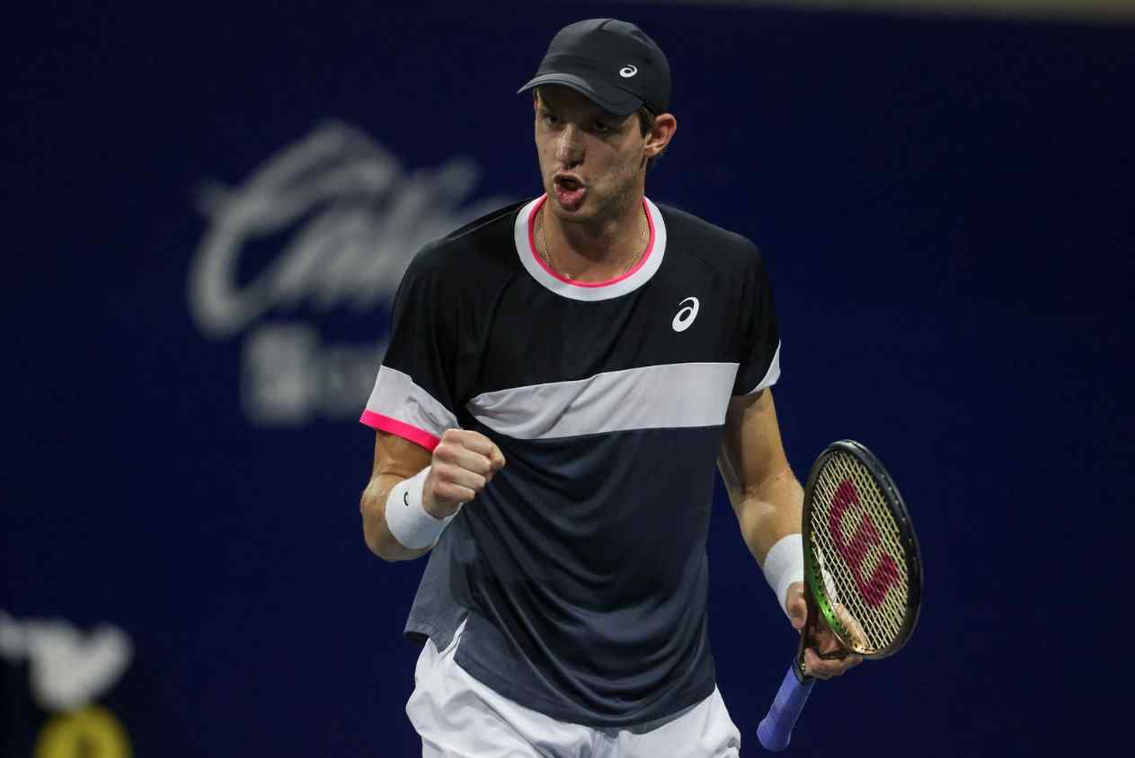 Jarry se esfuerza para vencer a Michelsen en Nueva York