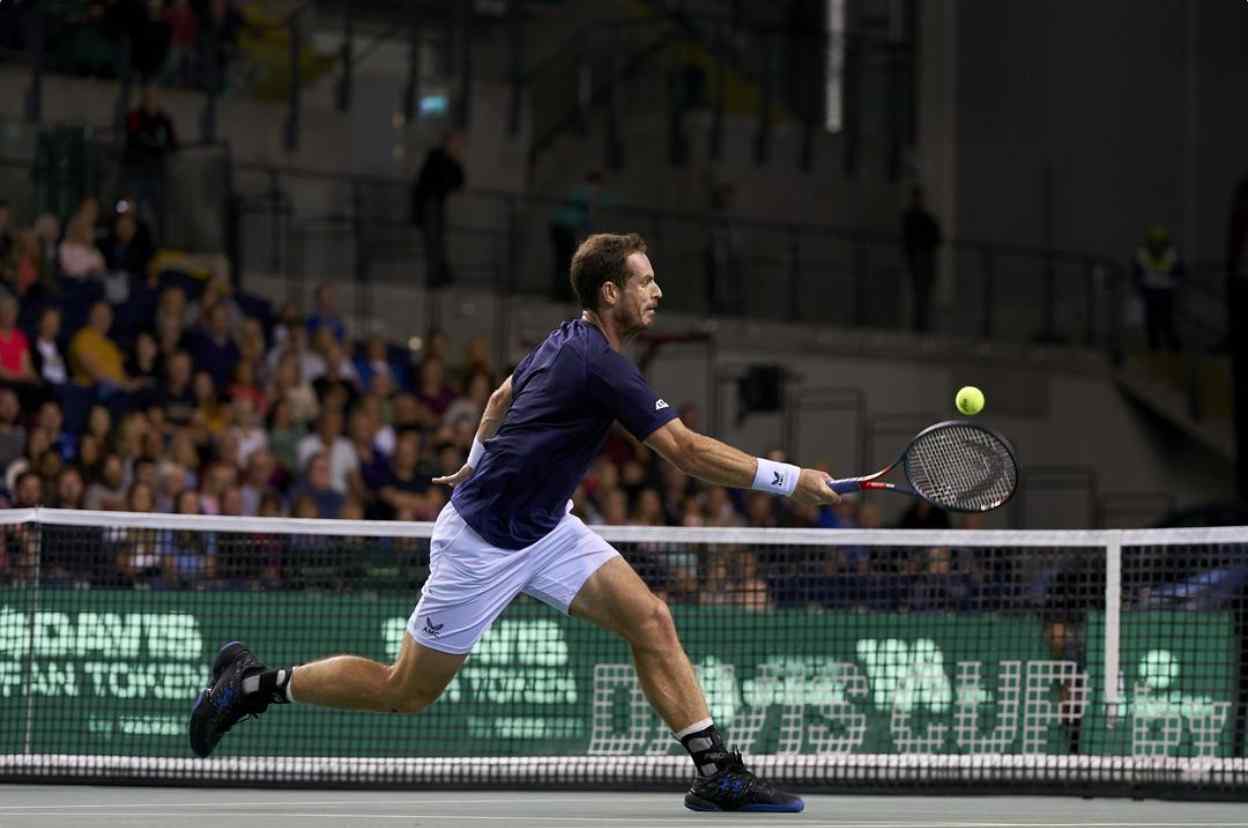 Murray vence a Nakashima en Washington