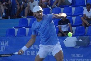 Moro Cañas sigue adelante en Rennes 2 Moro Vatutin Challenger Rennes