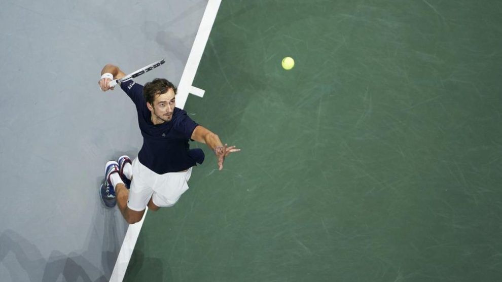 Medvedev baja ATP Zhuhai 2023