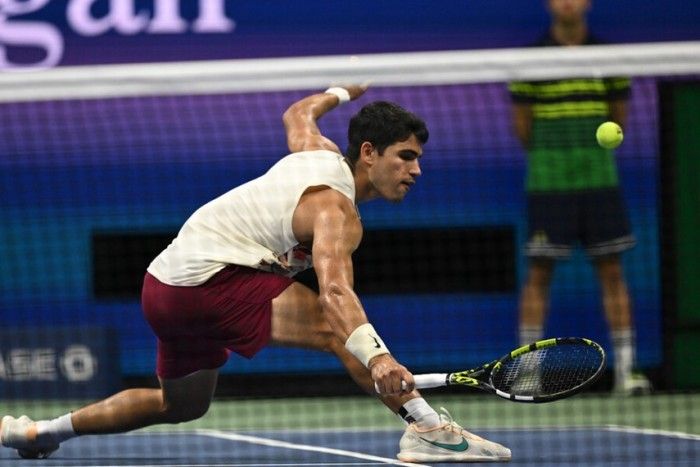 Alcaraz se mete en tercera ronda del US Open