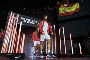 alcaraz baja davis valencia