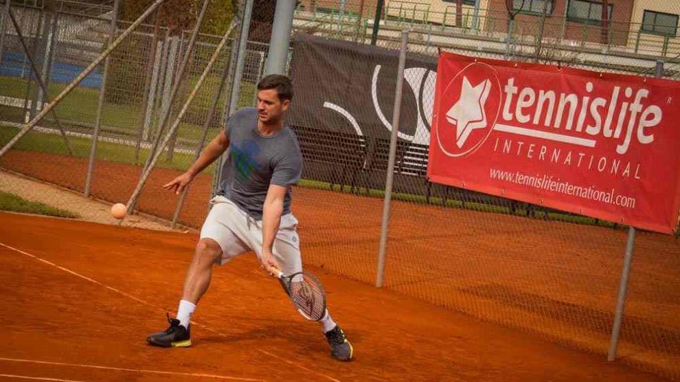 Marcus Willis dobles circuito Challenger no rentable