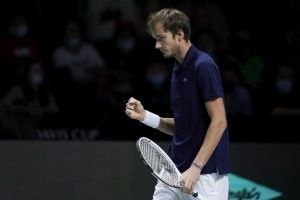 Medvedev Garín ATP Shanghái