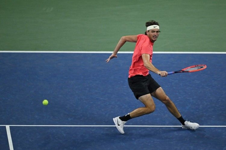 Shevchenko se impone a Fritz en Basilea