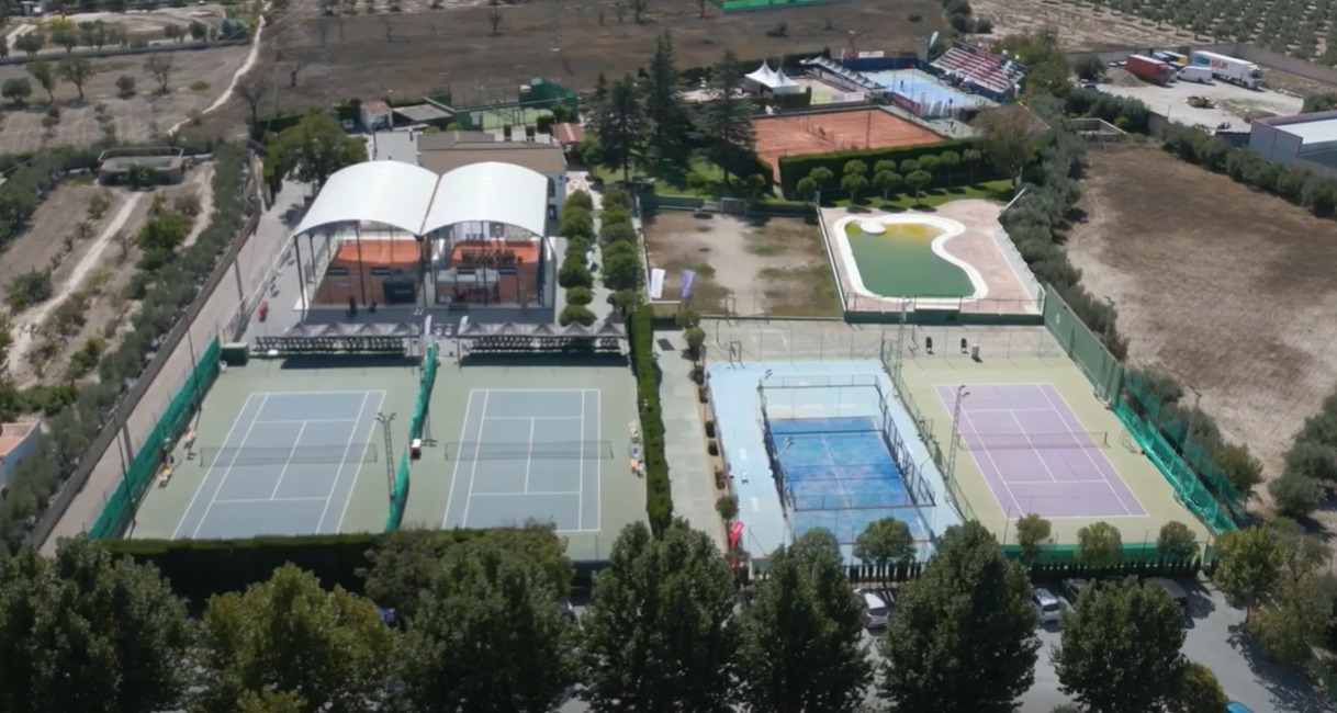 reportaje tierra de campeones itf baza