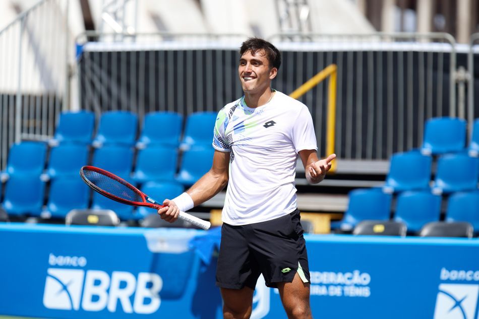 Burruchaga triunfa ante Taverna y es finalista en Brasilia