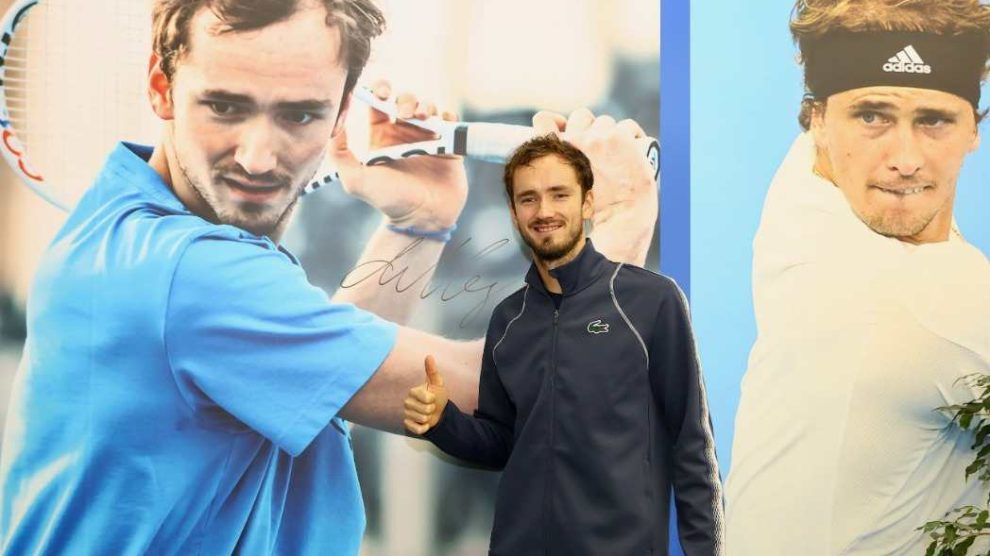 televisión horario nitto atp finals 2023 medvedev rublev