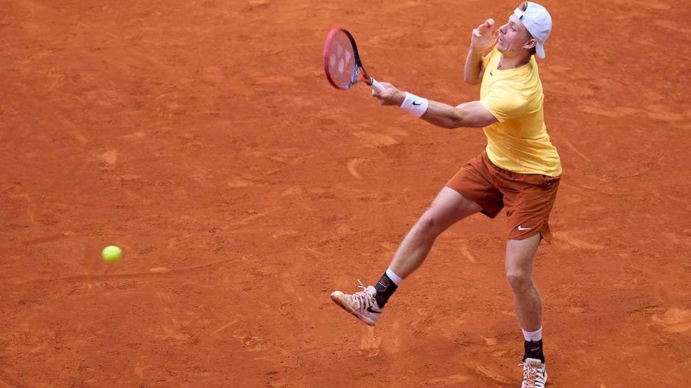 shapovalov responde críticas youzhny