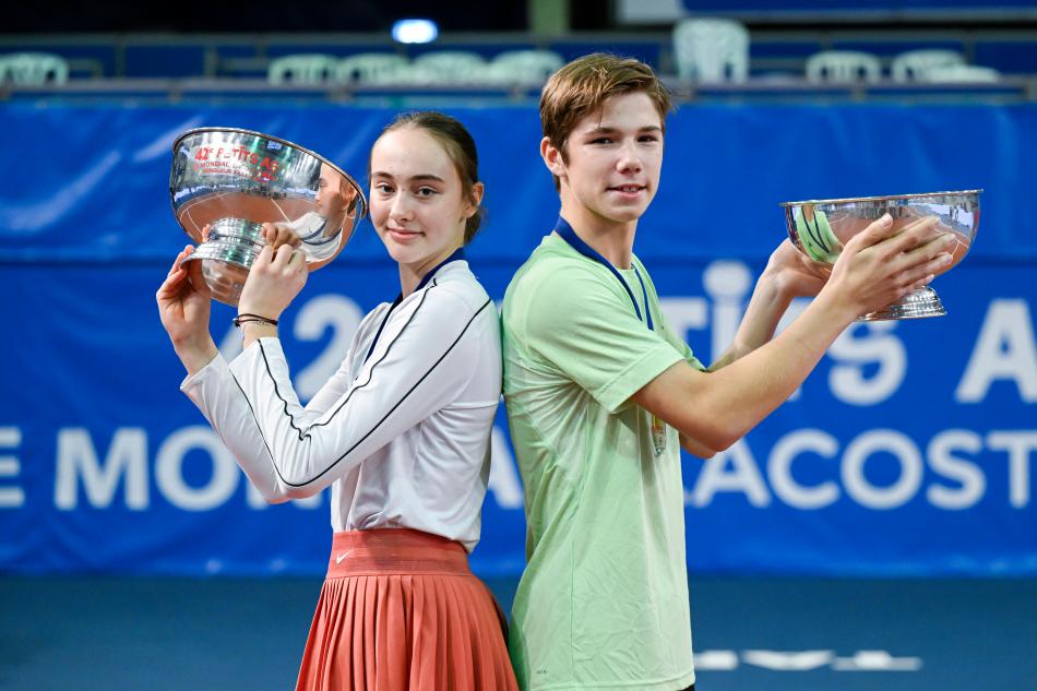 Makarova y Antonius son campeones en Les Petit AS