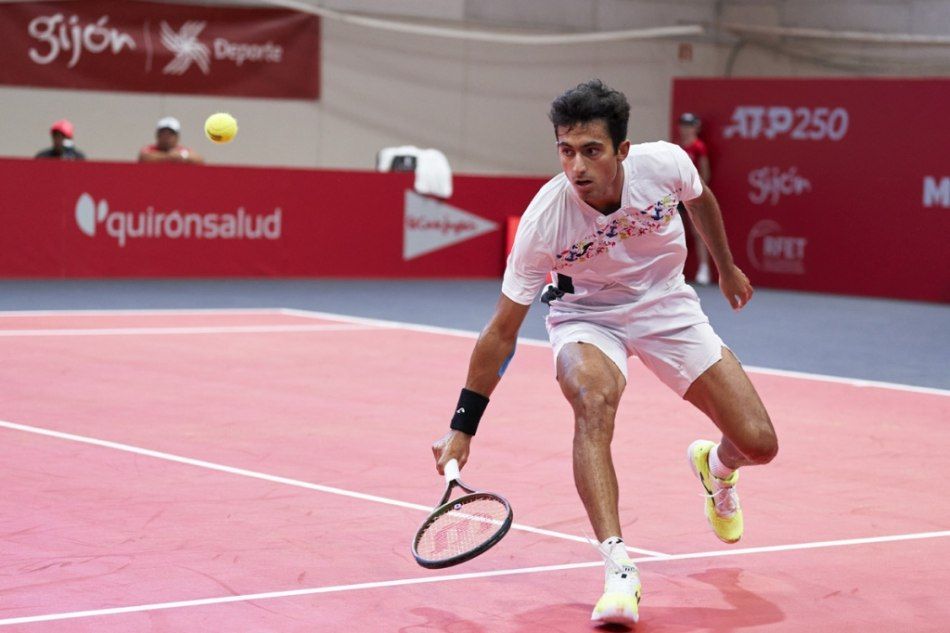 Álvarez Varona tropieza ante Jubb en el Challenger de Oeiras 2024
