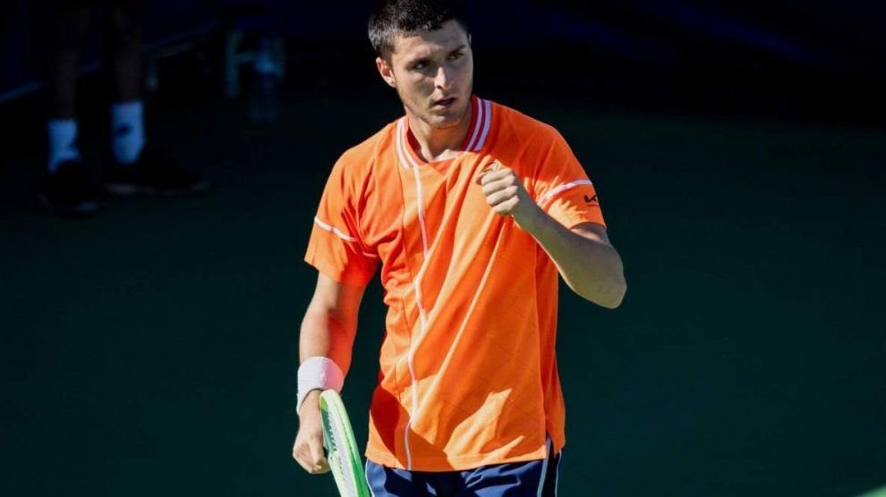 pablo llamas pedro martínez continúan challenger tenerife