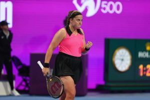 ostapenko nivel volver top10